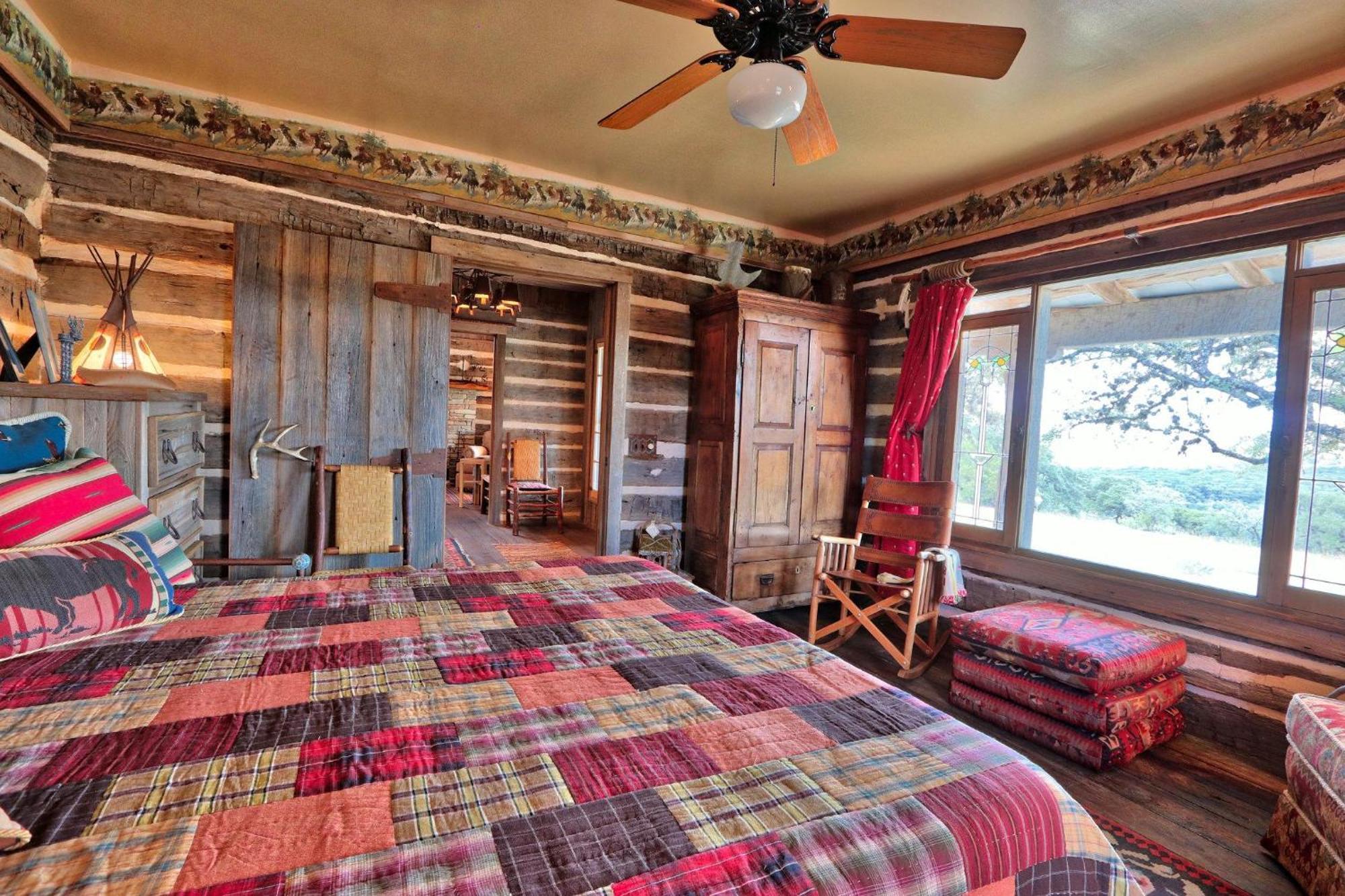 Log Cabin At Old Glory Ranch 温伯利 外观 照片